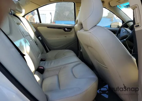 2008 Volvo S60 2.5T z USA, uszkodzony, nr VIN YV1RS592282685194